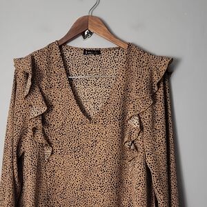 V ery J Animal Print Tan Ruffled Long Sleeve Blouse